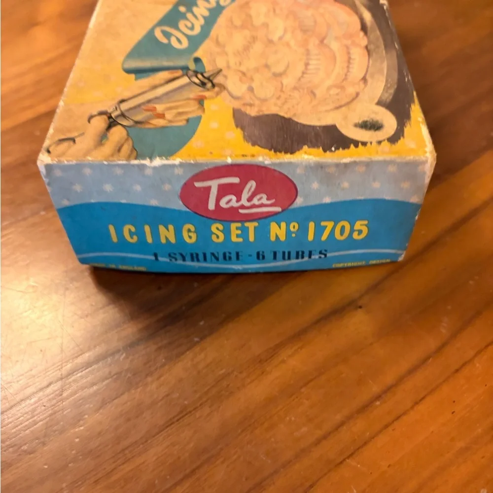 Vintage Tala Icing Set Complete Original Box Cake Cupcake Decorating Kit